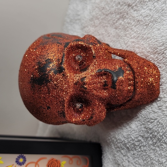 Sugar Skull Halloween Decor - Picture 3 of 4